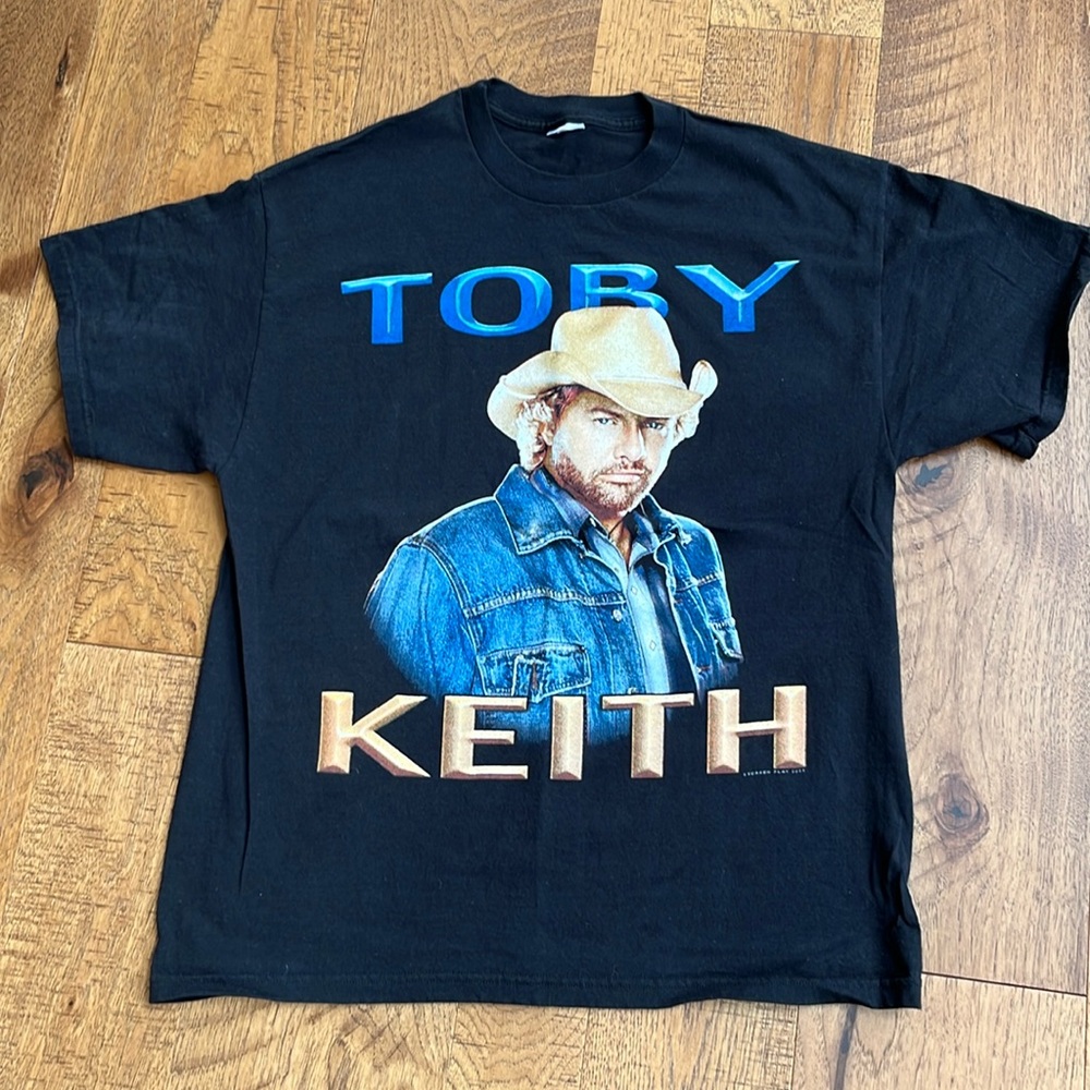 Toby Keith tee shirt size medium